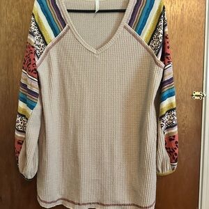 Lime & Chili Boutique Textured Knit Top L